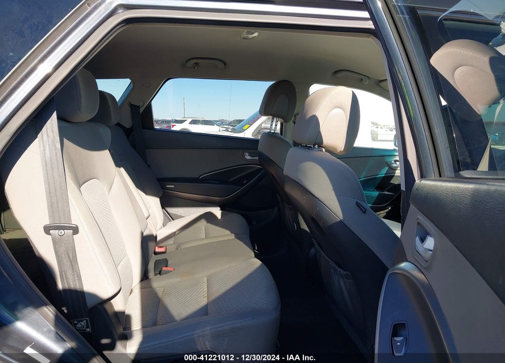 2017 HYUNDAI SANTA FE SE VIN: KM8SM4HF4HU194710