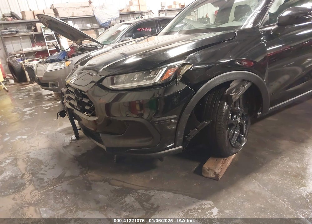 2025 HONDA HR-V AWD SPORT VIN: 3CZRZ2H57SM700133
