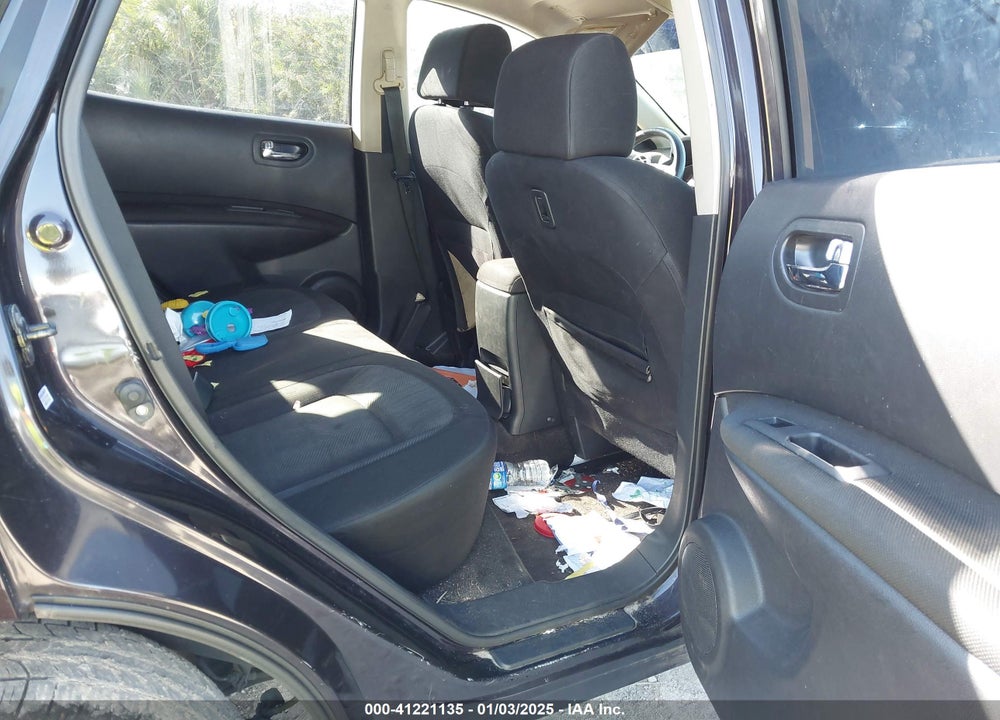 2013 NISSAN ROGUE S VIN: JN8AS5MT3DW025840