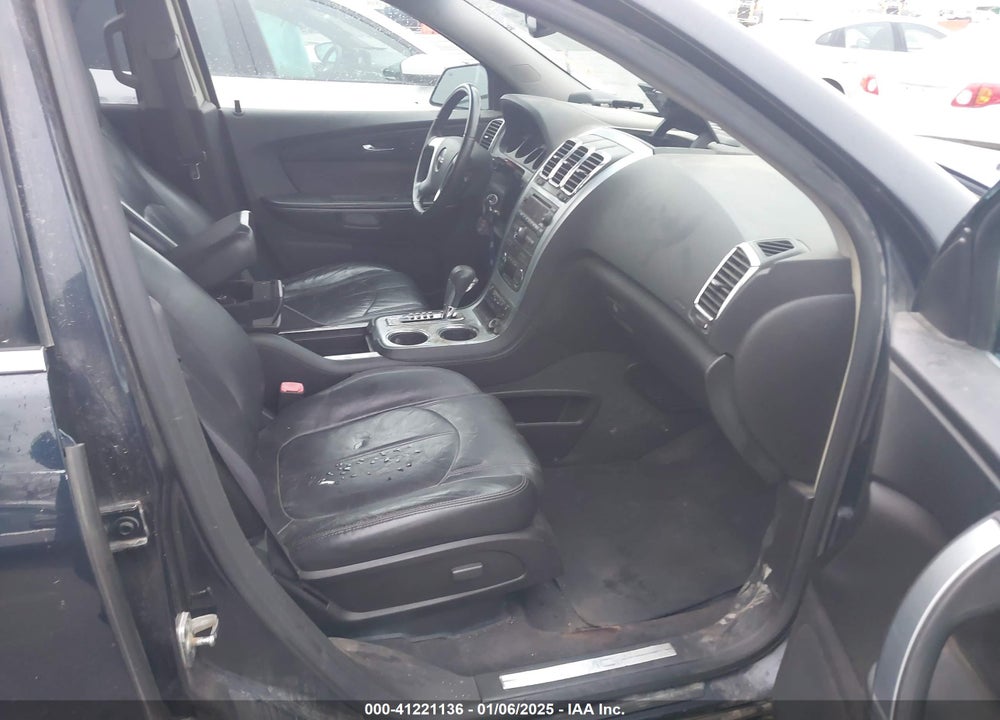 2008 GMC ACADIA SLT-1 VIN: 1GKEV23778J130086