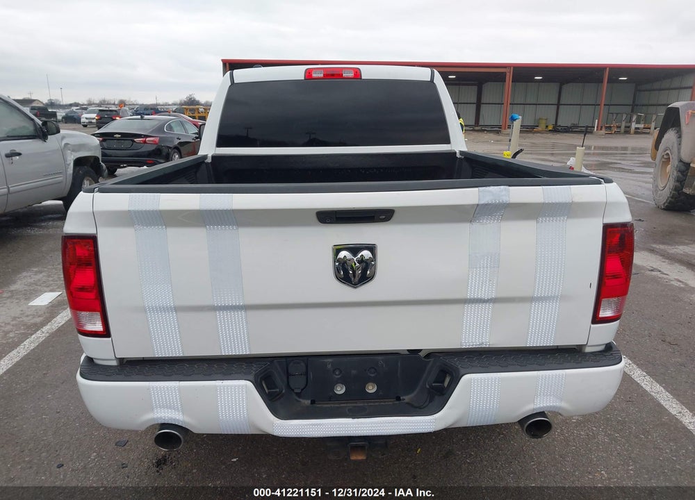 2016 RAM 1500 VIN: 1C6RR6FT9GS355904