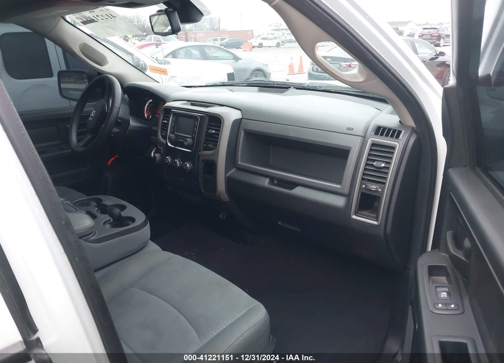 2016 RAM 1500 VIN: 1C6RR6FT9GS355904