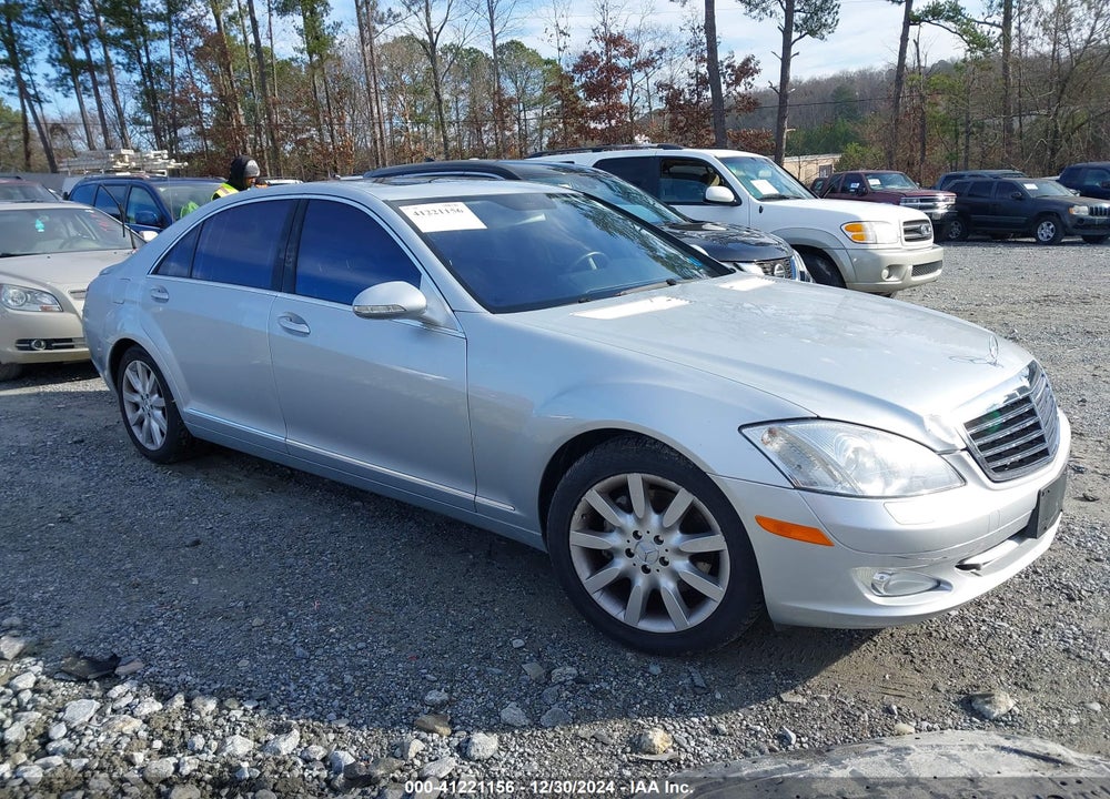 2007 MERCEDES-BENZ S 550 VIN: WDDNG71X37A047846