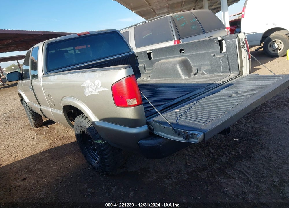 2003 CHEVROLET S-10 VIN: 1GCCS19X438192753