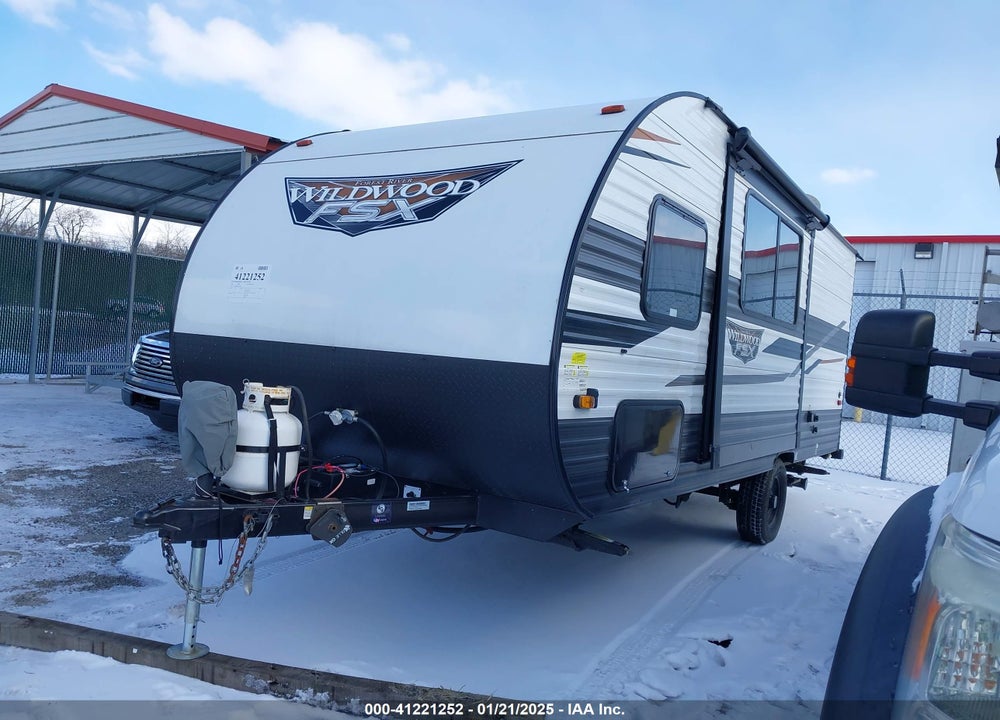 2022 FOREST RIVER STRIVER WI VIN: 5ZT2WDGC9NN500245