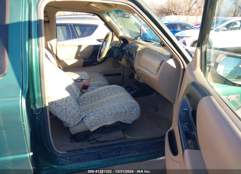 2000 FORD RANGER XL/XLT VIN: 1FTZR15V3YPC07461