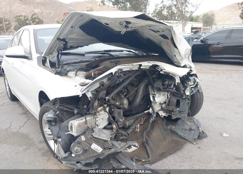 2018 BMW 330 VIN: WBA8B9G54JNU58256