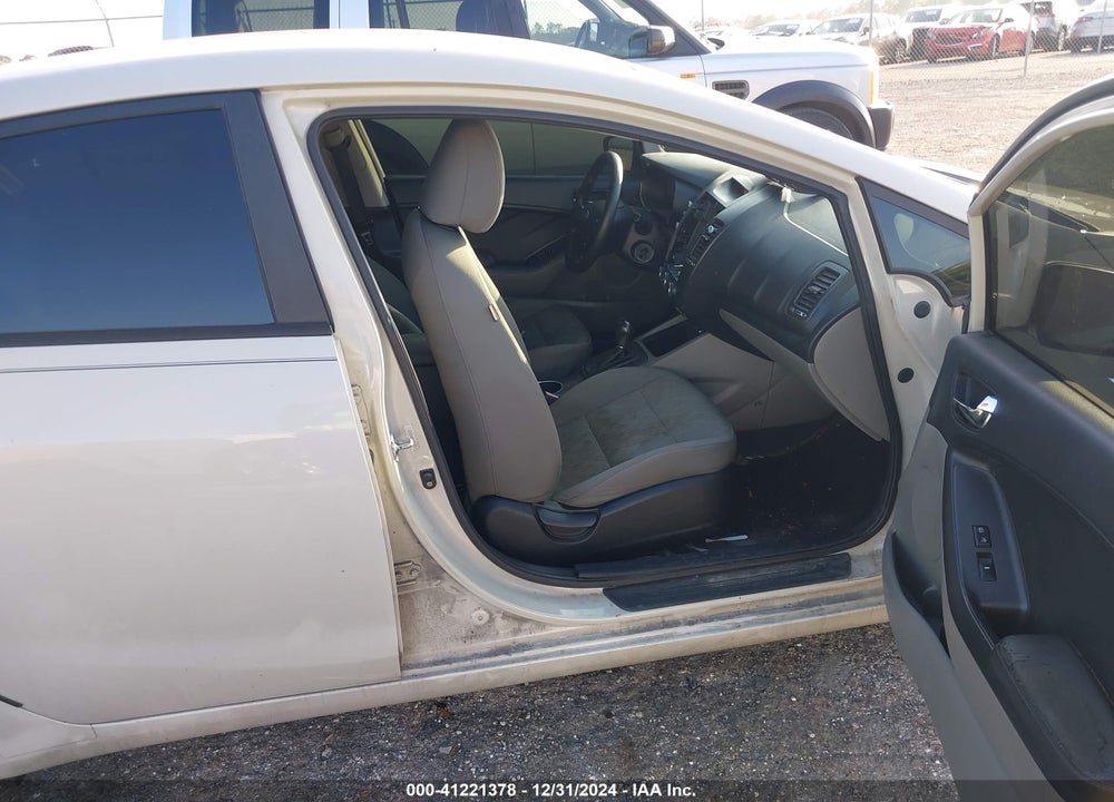 2014 KIA FORTE LX VIN: KNAFK4A6XE5253025
