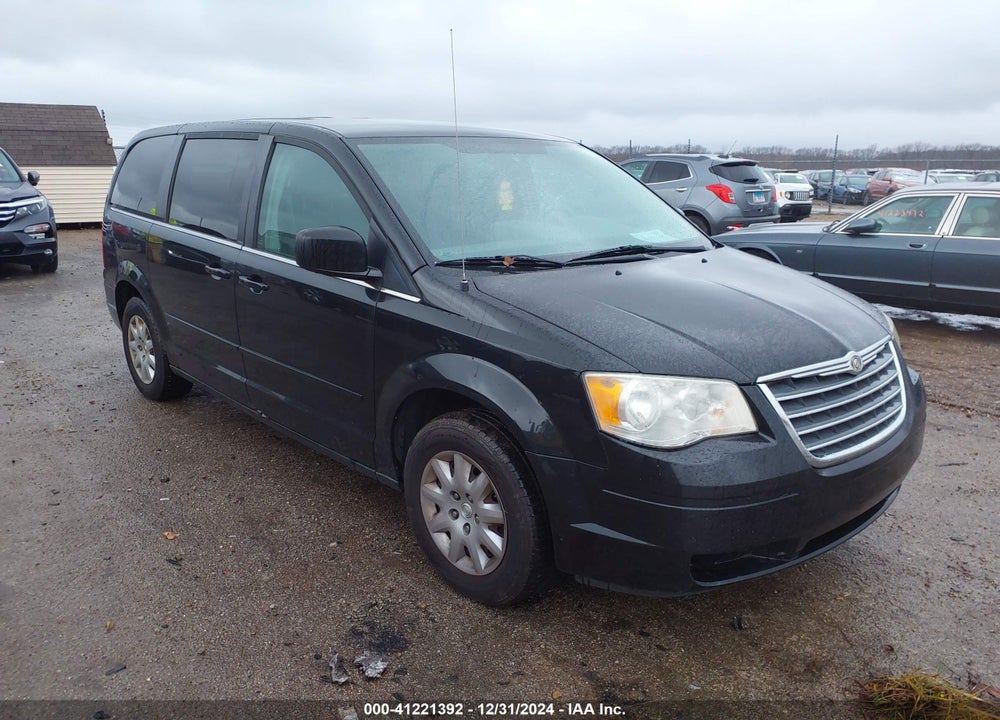 2009 CHRYSLER TOWN & COUNTRY LX VIN: 2A8HR44E69R644409