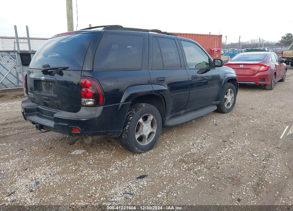2007 CHEVROLET TRAILBLAZER LS VIN: 1GNDS13S172139235