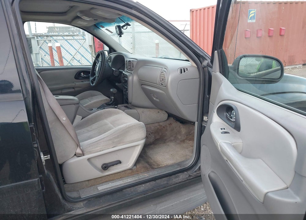 2007 CHEVROLET TRAILBLAZER LS VIN: 1GNDS13S172139235