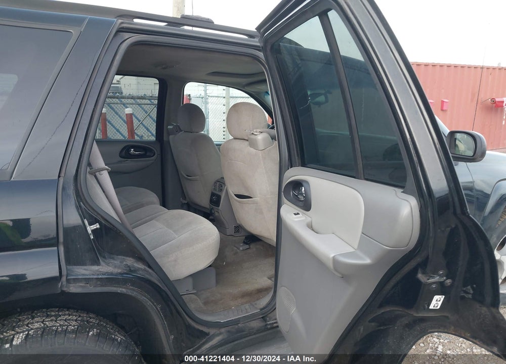 2007 CHEVROLET TRAILBLAZER LS VIN: 1GNDS13S172139235