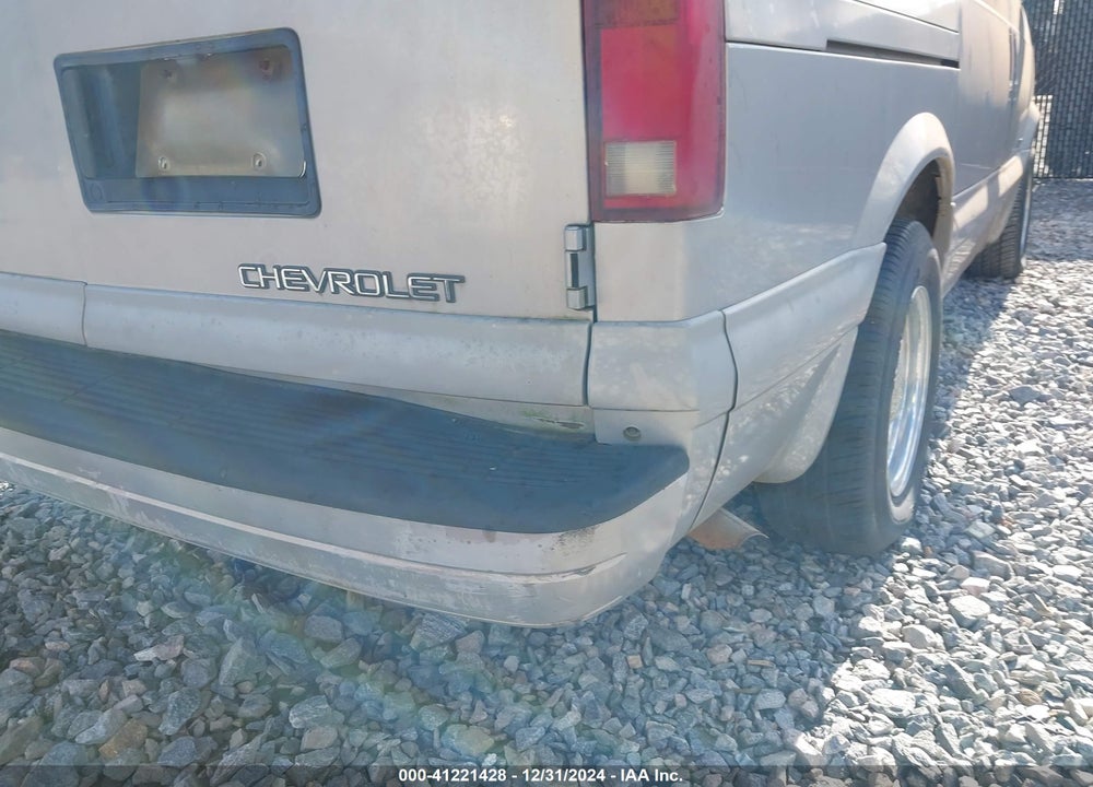 1999 CHEVROLET ASTRO VIN: 1GNDM19W4XB197179