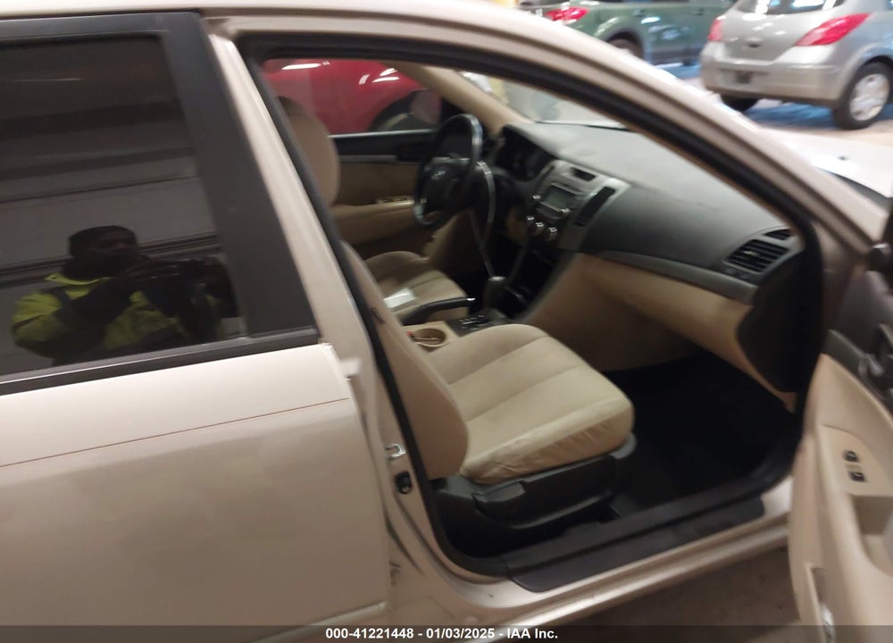 2010 HYUNDAI SONATA VIN: 5NPET4AC4AH587059