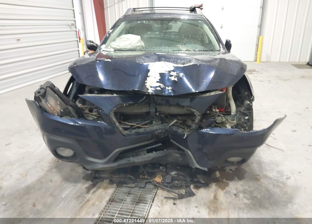 2018 SUBARU OUTBACK 2.5I LIMITED VIN: 4S4BSANC5J3379777