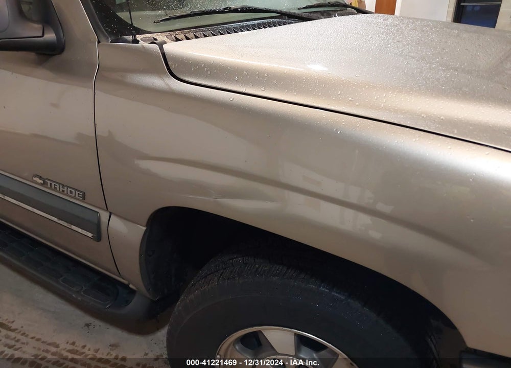 2001 CHEVROLET TAHOE LS VIN: 1GNEC13T01J159015