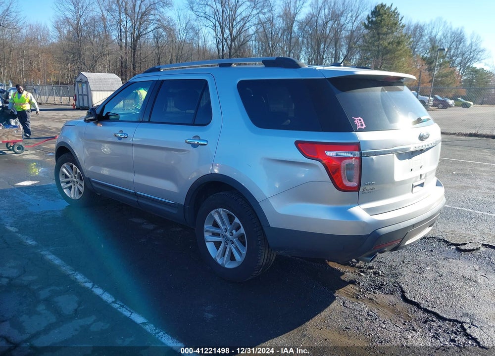 2011 FORD EXPLORER XLT VIN: 1FMHK8D87BGA74601