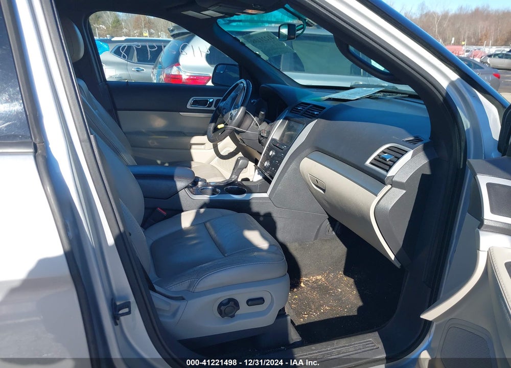 2011 FORD EXPLORER XLT VIN: 1FMHK8D87BGA74601