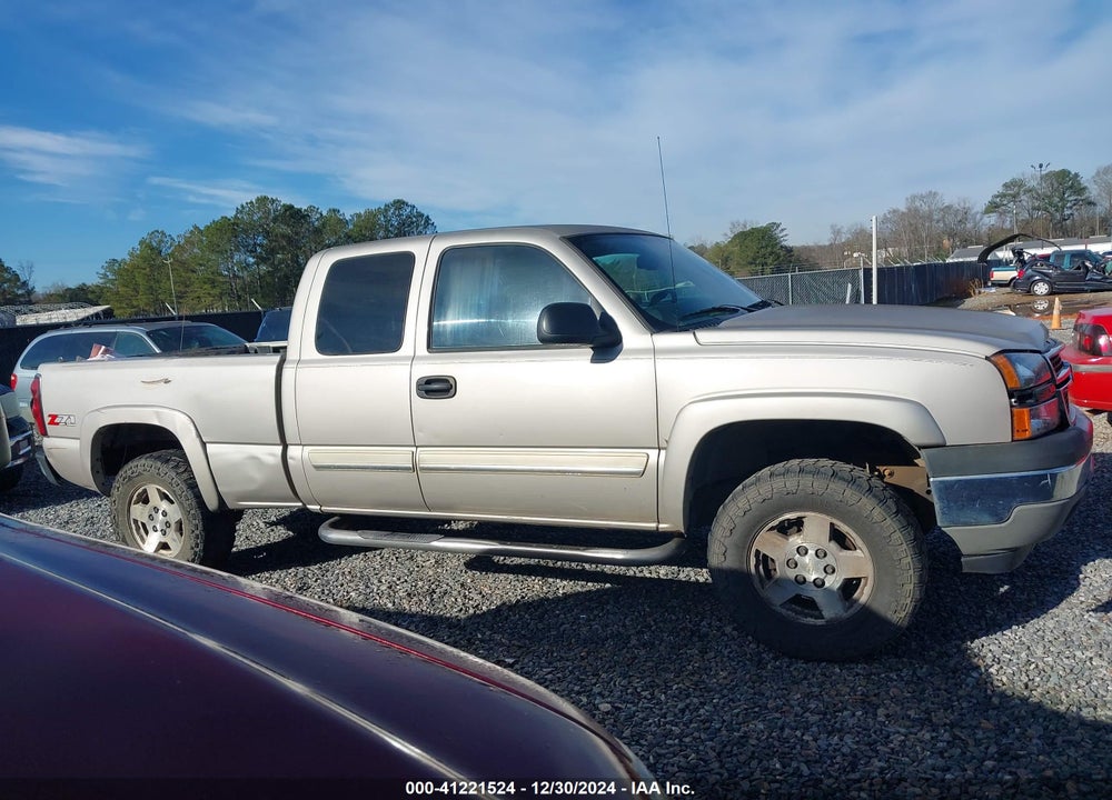 2005 CHEVROLET SILVERADO 1500 Z71 VIN: 1GCEK19Z25Z144076