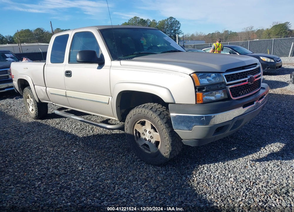 2005 CHEVROLET SILVERADO 1500 Z71 VIN: 1GCEK19Z25Z144076