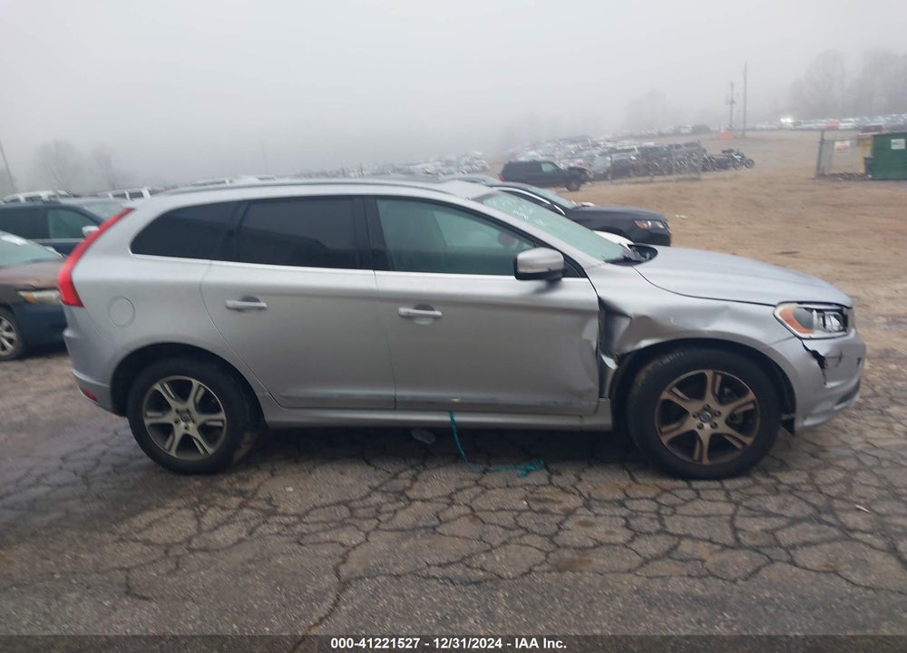 2014 VOLVO XC60 T6 R-DESIGN VIN: YV4902DZ0E2522258