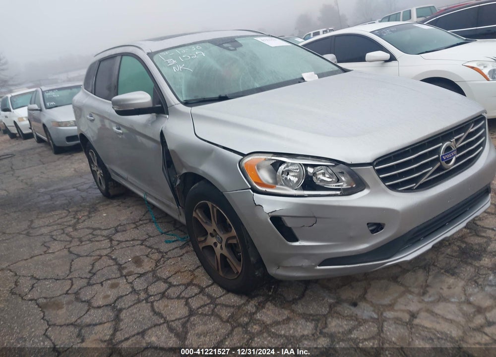 2014 VOLVO XC60 T6 R-DESIGN VIN: YV4902DZ0E2522258