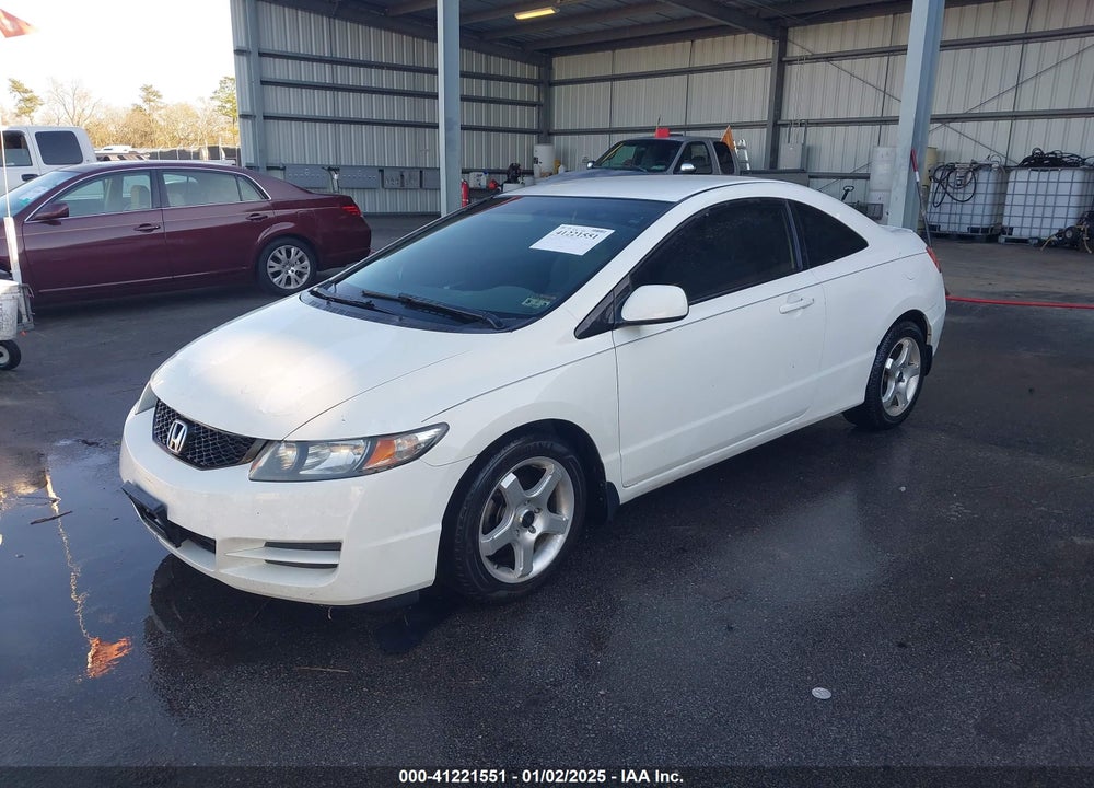 2010 HONDA CIVIC VIN: 2HGFG1B66AH513927