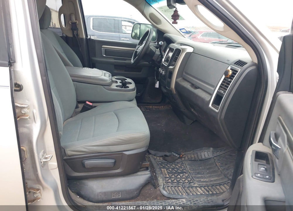 2013 RAM 1500 SLT VIN: 1C6RR6GP3DS649747