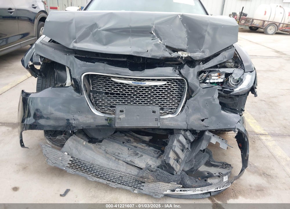 2018 CHRYSLER 300 VIN: 2C3CCAAG0JH294037