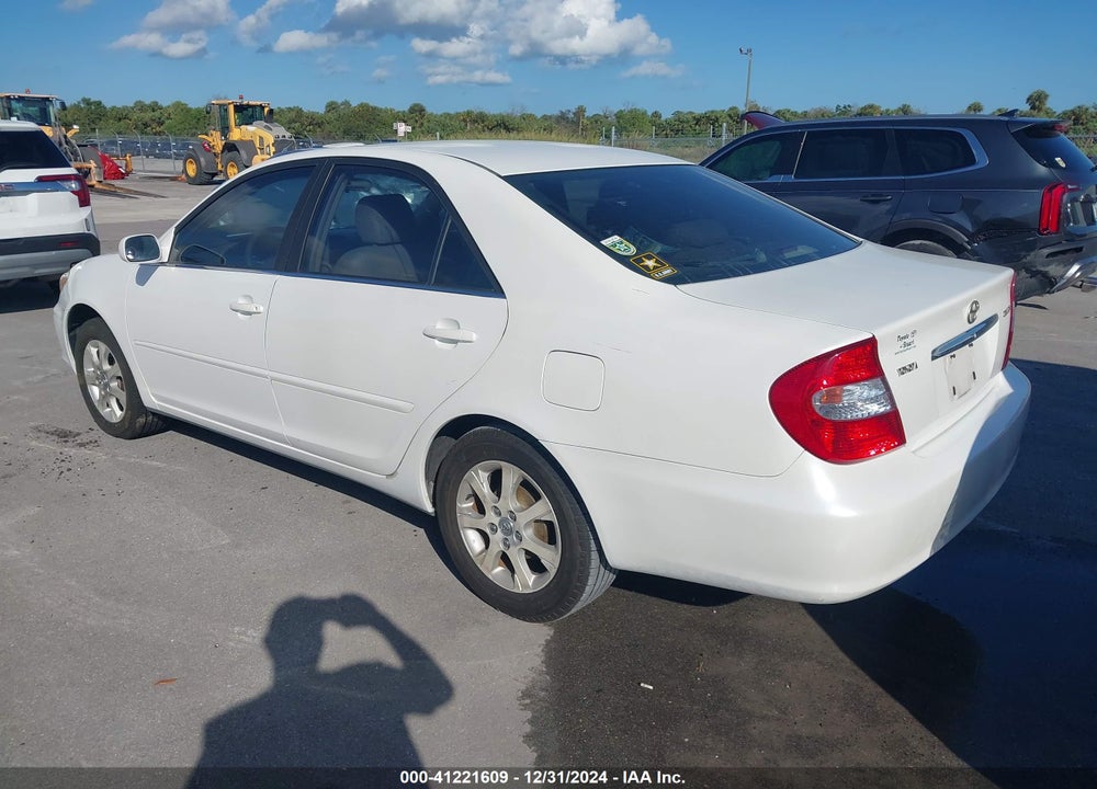 2004 TOYOTA CAMRY LE VIN: JTDBE32KX40245727