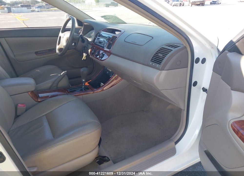 2004 TOYOTA CAMRY LE VIN: JTDBE32KX40245727