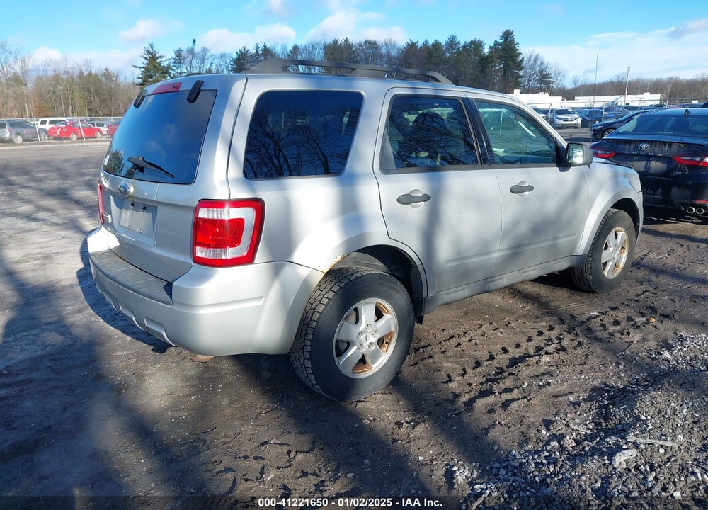 2009 FORD ESCAPE XLT VIN: 1FMCU037X9KB30469