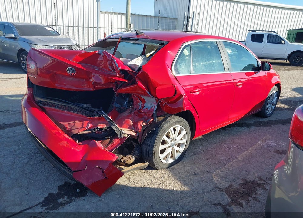 2010 VOLKSWAGEN JETTA VIN: 3VWRX7AJXAM013367
