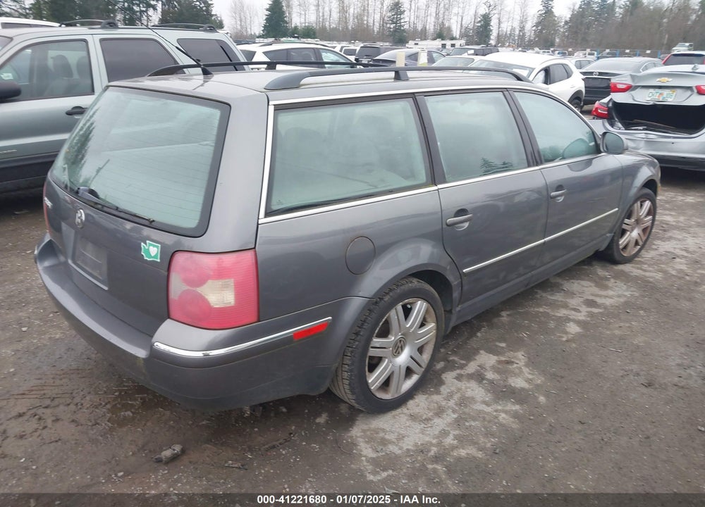 2005 VOLKSWAGEN PASSAT GLS VIN: WVWCD63B05E104483