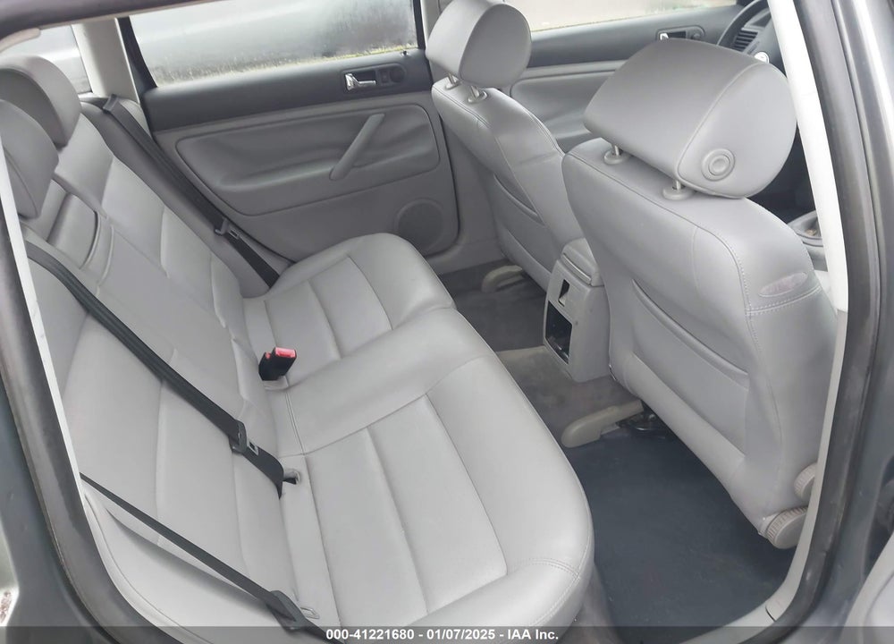 2005 VOLKSWAGEN PASSAT GLS VIN: WVWCD63B05E104483