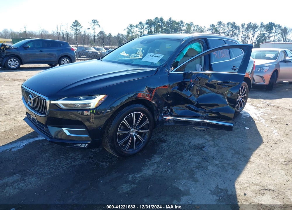 2019 VOLVO XC60 T5 INSCRIPTION VIN: LYV102DL1KB242693