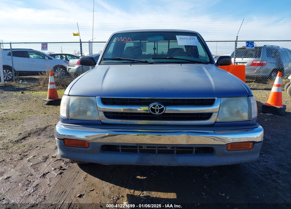 1999 TOYOTA TACOMA VIN: 4TAVL52N4XZ561662