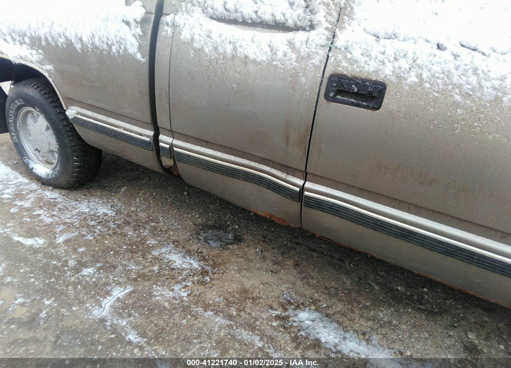 1998 CHEVROLET C1500 FLEETSIDE VIN: 2GCEC19MXW1280015