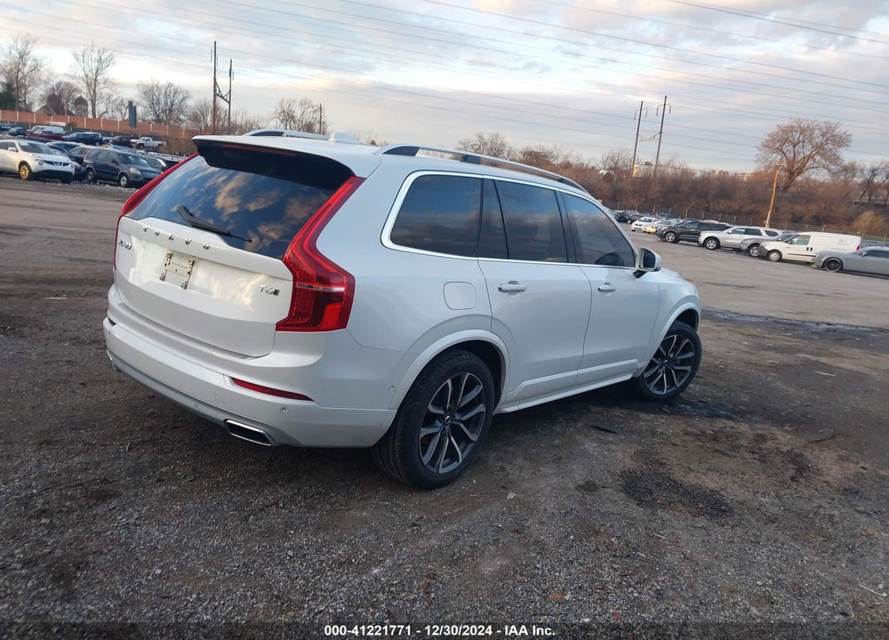 2018 VOLVO XC90 T6 MOMENTUM VIN: YV4A22PK4J1368692