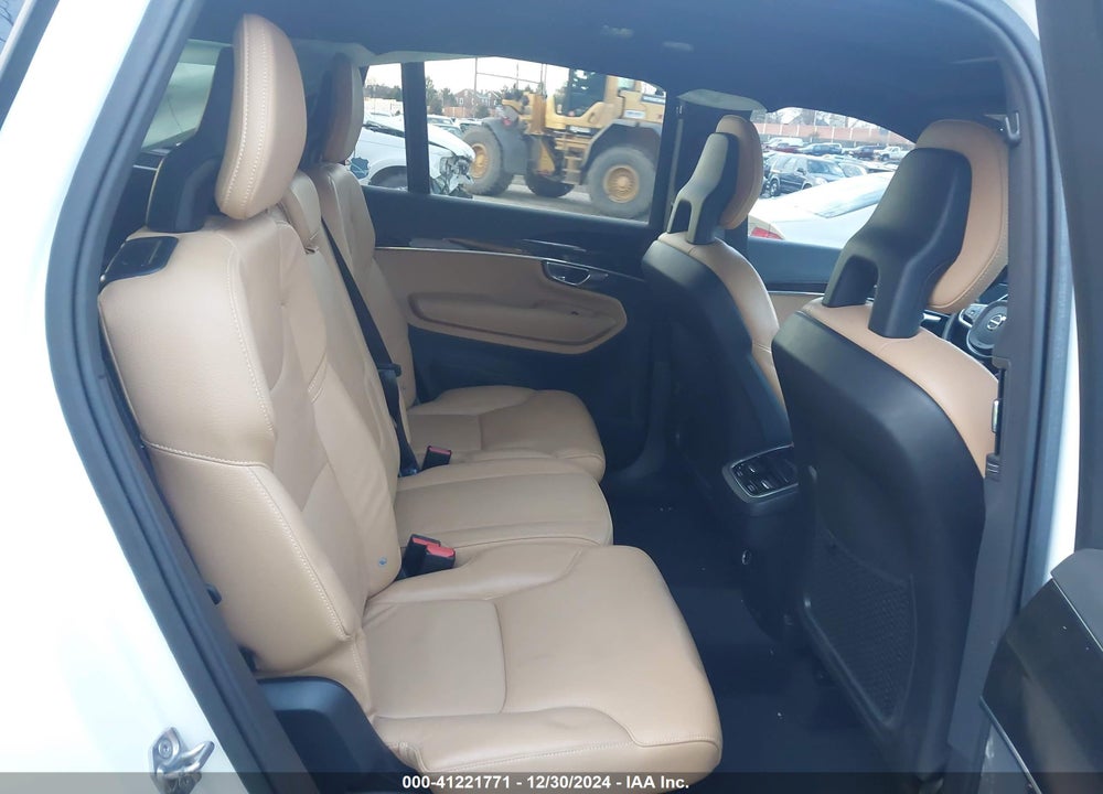 2018 VOLVO XC90 T6 MOMENTUM VIN: YV4A22PK4J1368692