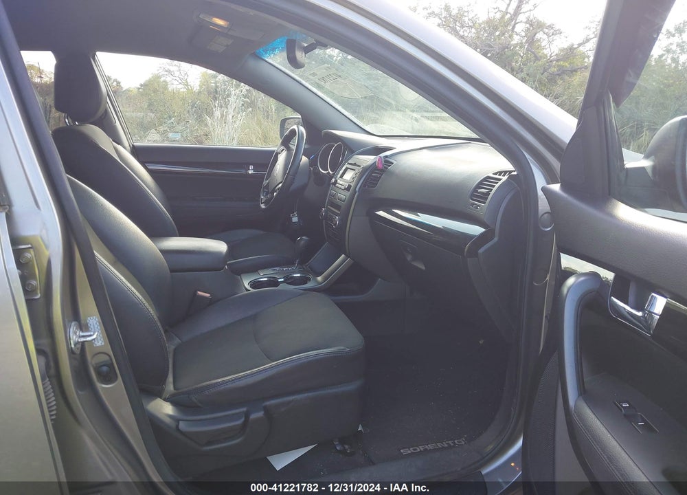 2011 KIA SORENTO EX VIN: 5XYKUCA19BG034294