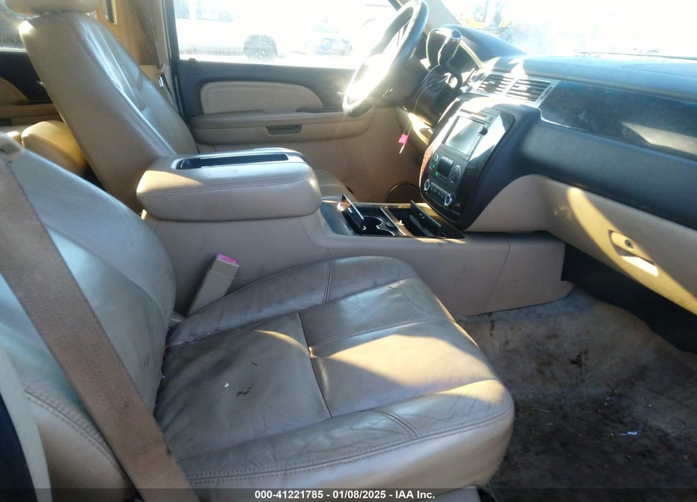 2007 GMC YUKON XL 1500 DENALI VIN: 1GKFK66807J269340