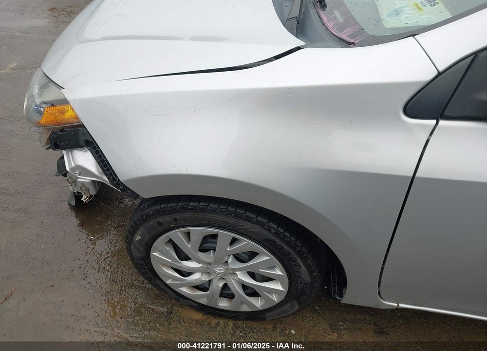 2018 TOYOTA COROLLA VIN: 5YFBURHEXJP739935
