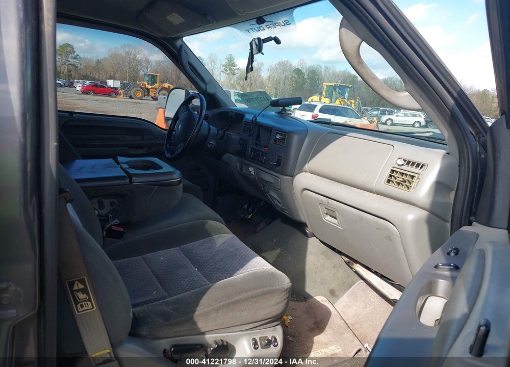 2003 FORD F-250 LARIAT/XL/XLT VIN: 1FTNW21P03EB77537