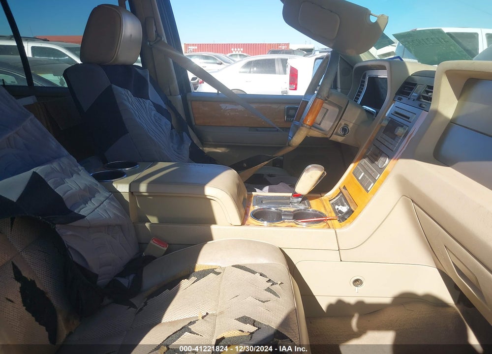 2007 LINCOLN NAVIGATOR ULTIMATE VIN: 5LMFU27547LJ21286