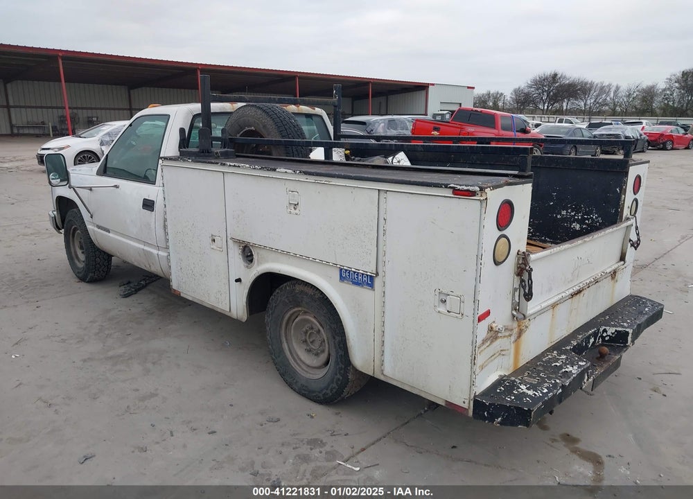 2000 CHEVROLET C2500 CHASSIS VIN: 1GBGC24R0YF412474