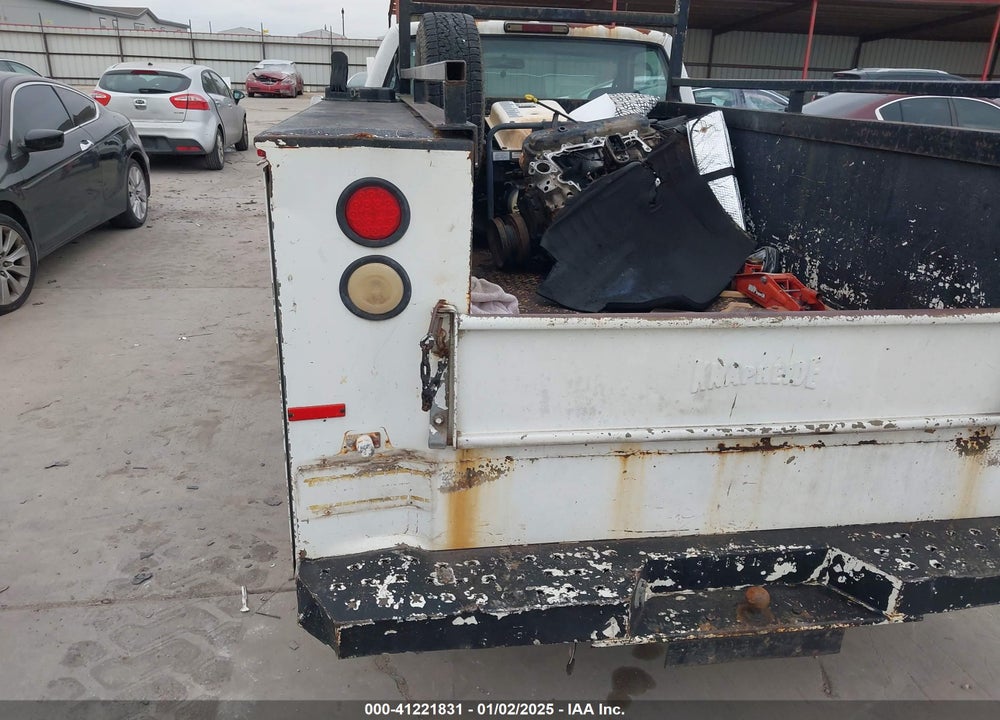 2000 CHEVROLET C2500 CHASSIS VIN: 1GBGC24R0YF412474