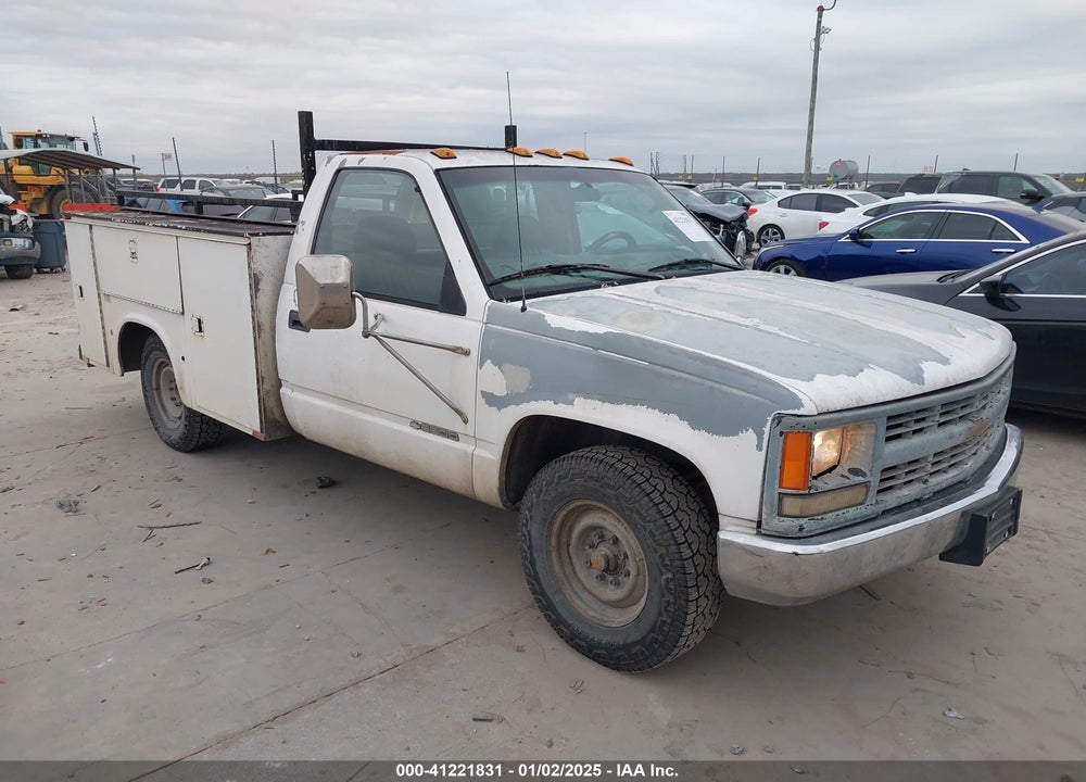 2000 CHEVROLET C2500 CHASSIS VIN: 1GBGC24R0YF412474