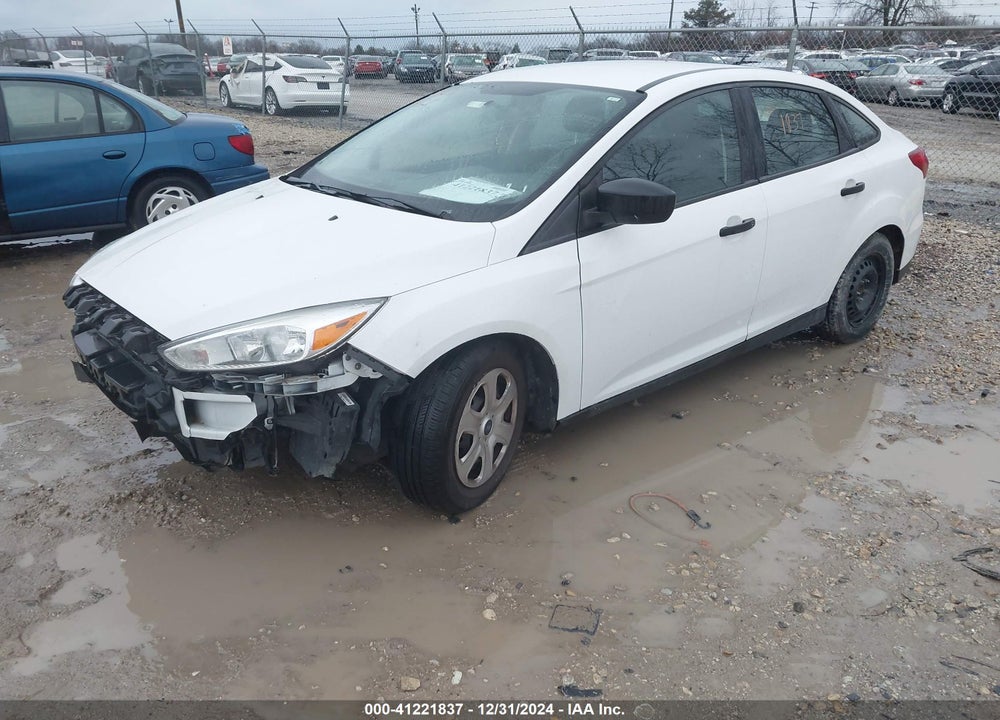 2015 FORD FOCUS VIN: 1FADP3E20FL306038