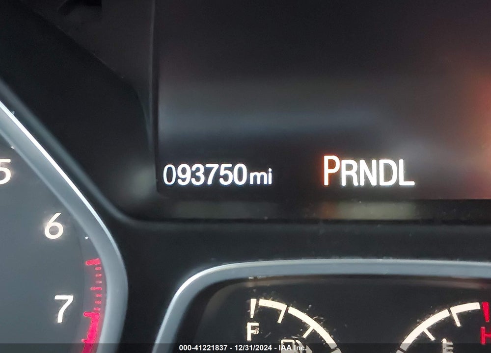 2015 FORD FOCUS VIN: 1FADP3E20FL306038